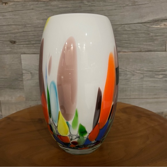 Polish Handblown Glass Vase - Beautiful Home Decor - Picture 13 of 14